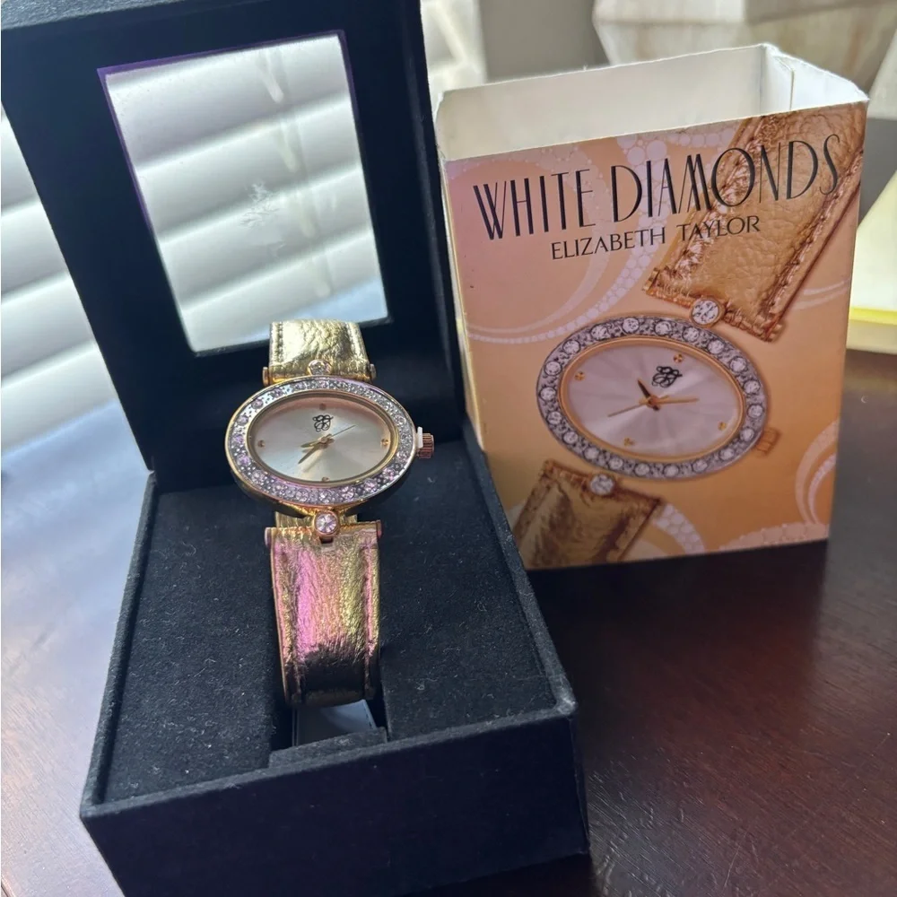 NWOT Bundle Strada Elegant Gold and Silver Watch Duo